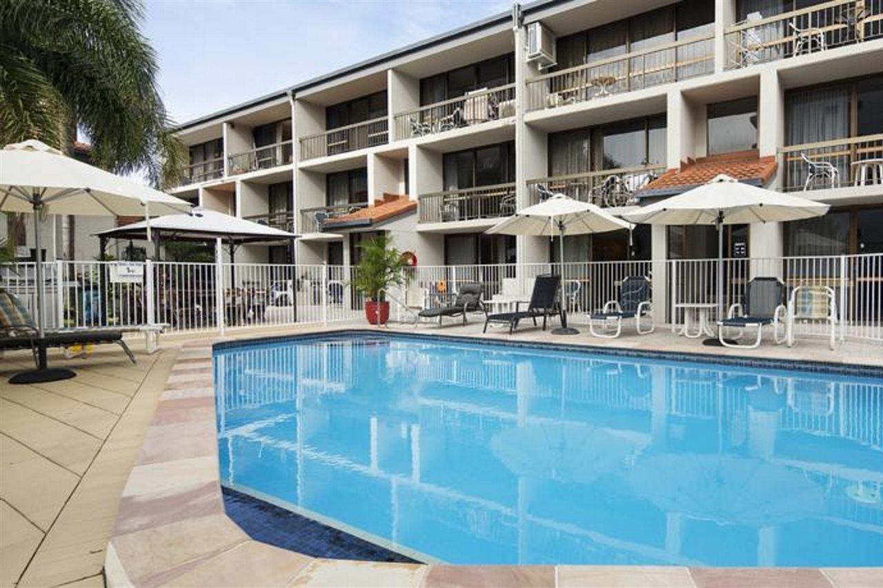 Burleigh Palms Holiday Apartments Gold Coast Exterior photo