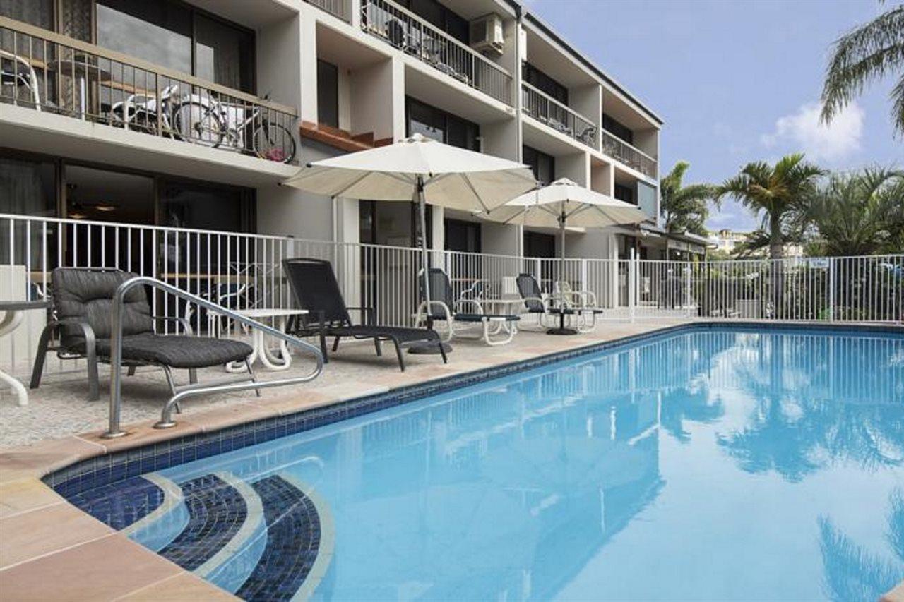 Burleigh Palms Holiday Apartments Gold Coast Exterior photo